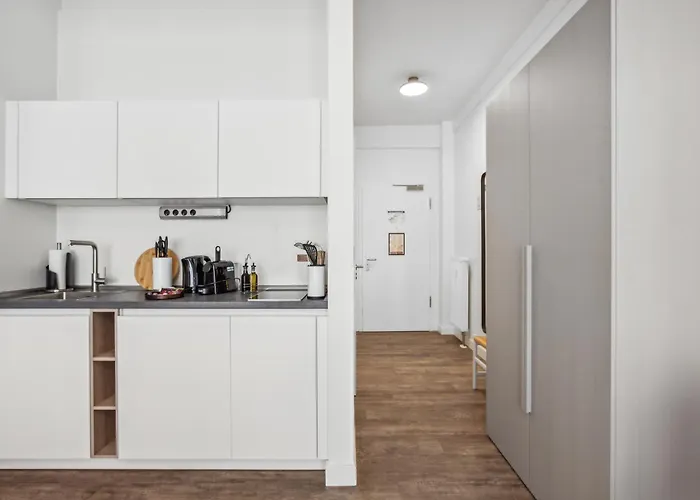 Aparthotel Limehome Am Bruehl