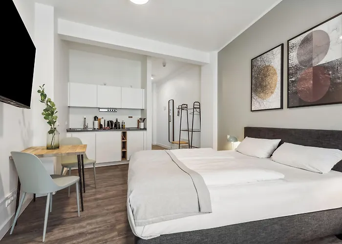 Limehome Am Bruehl Aparthotel 3*