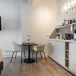 Aparthotel Limehome Am Bruehl Leipzig