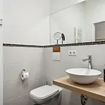 Limehome Am Bruehl 3*